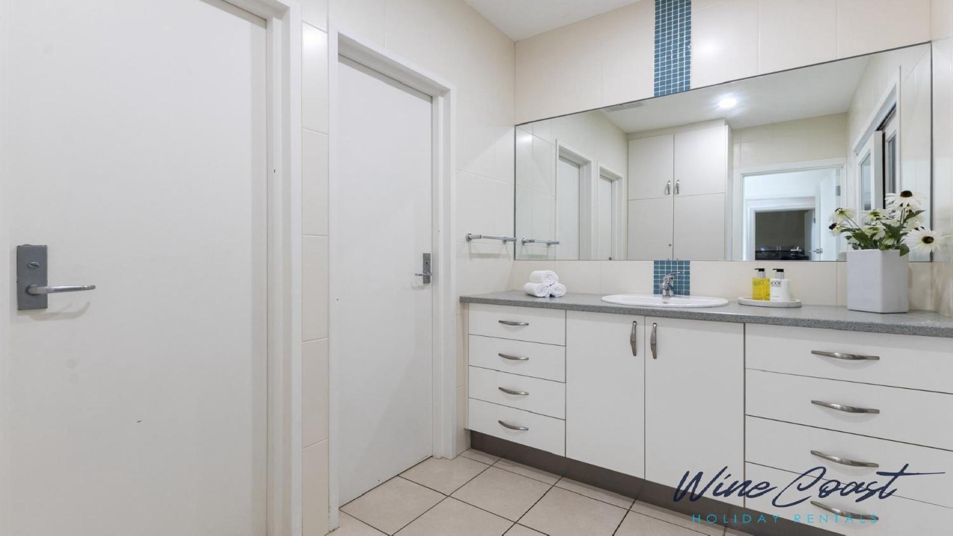 35 Degrees South By Wine Coast Holiday Rentals - Escape To The Fabulous 35 Degrees South By Wine Coast Holiday Rentals. Port Noarlunga Luaran gambar